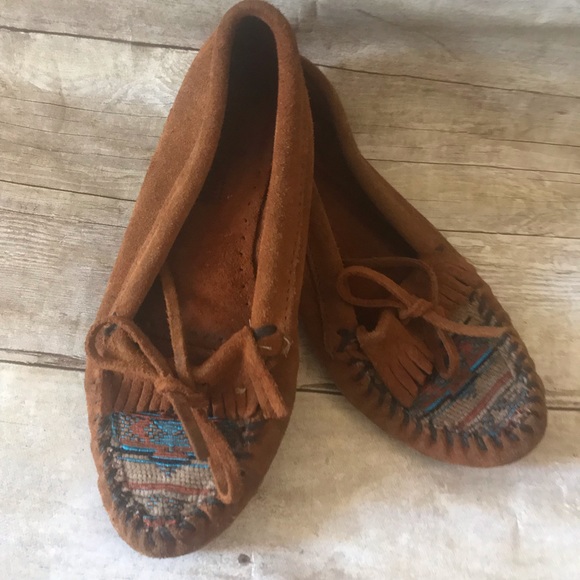 MINNETONKA - Picture 3 of 3